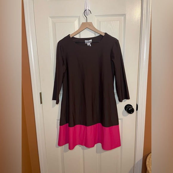 Jude Connally Dresses & Skirts - Jude Connally Perry Dress in Brown/Berry Combo Size Large NWT
